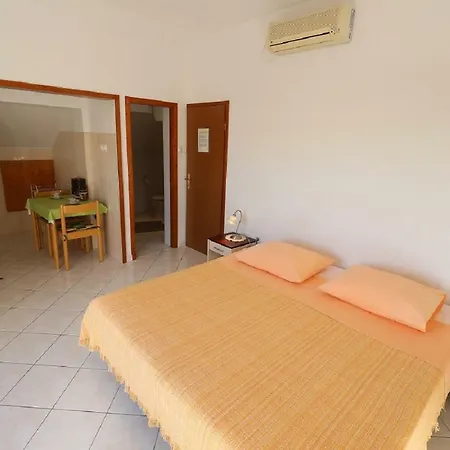 Studio Apartments Pavin Zadar Extérieur photo